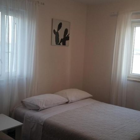 Apartman Pape Pakoštane Esterno foto