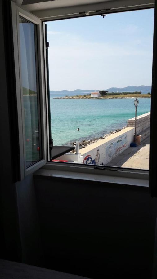 Apartman Pape Pakoštane Esterno foto